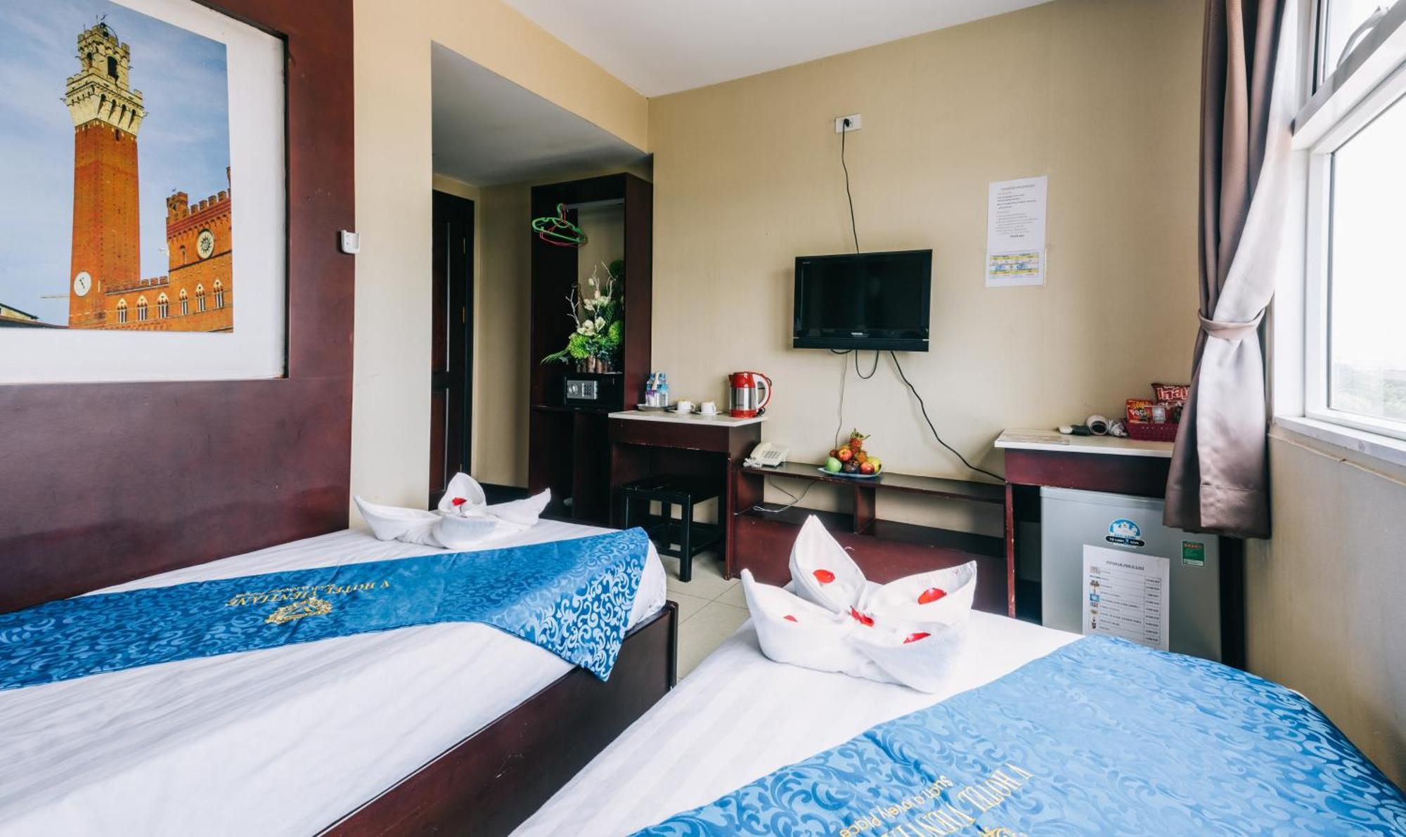 V Hotel В'єнтьян Екстер'єр фото